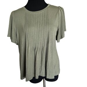 Banana Republic Threadsoft | Green Flowy Shirt | Small